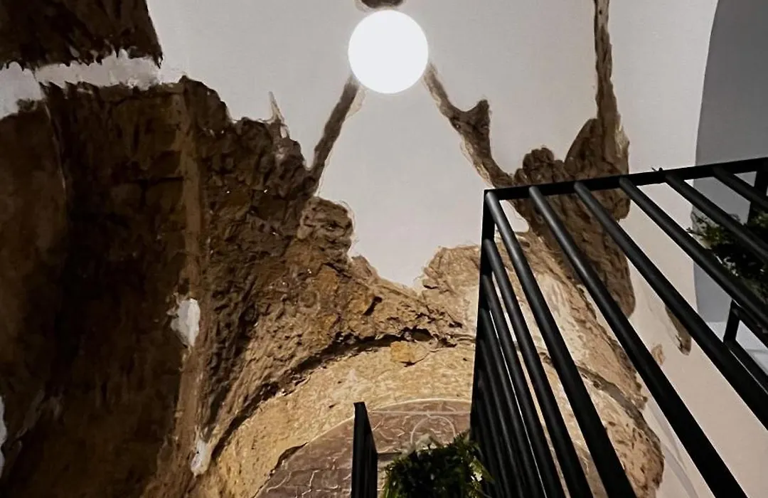 Nel Vico-1